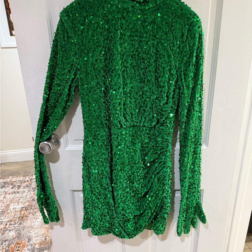 Elegant Green Sequin Dress
